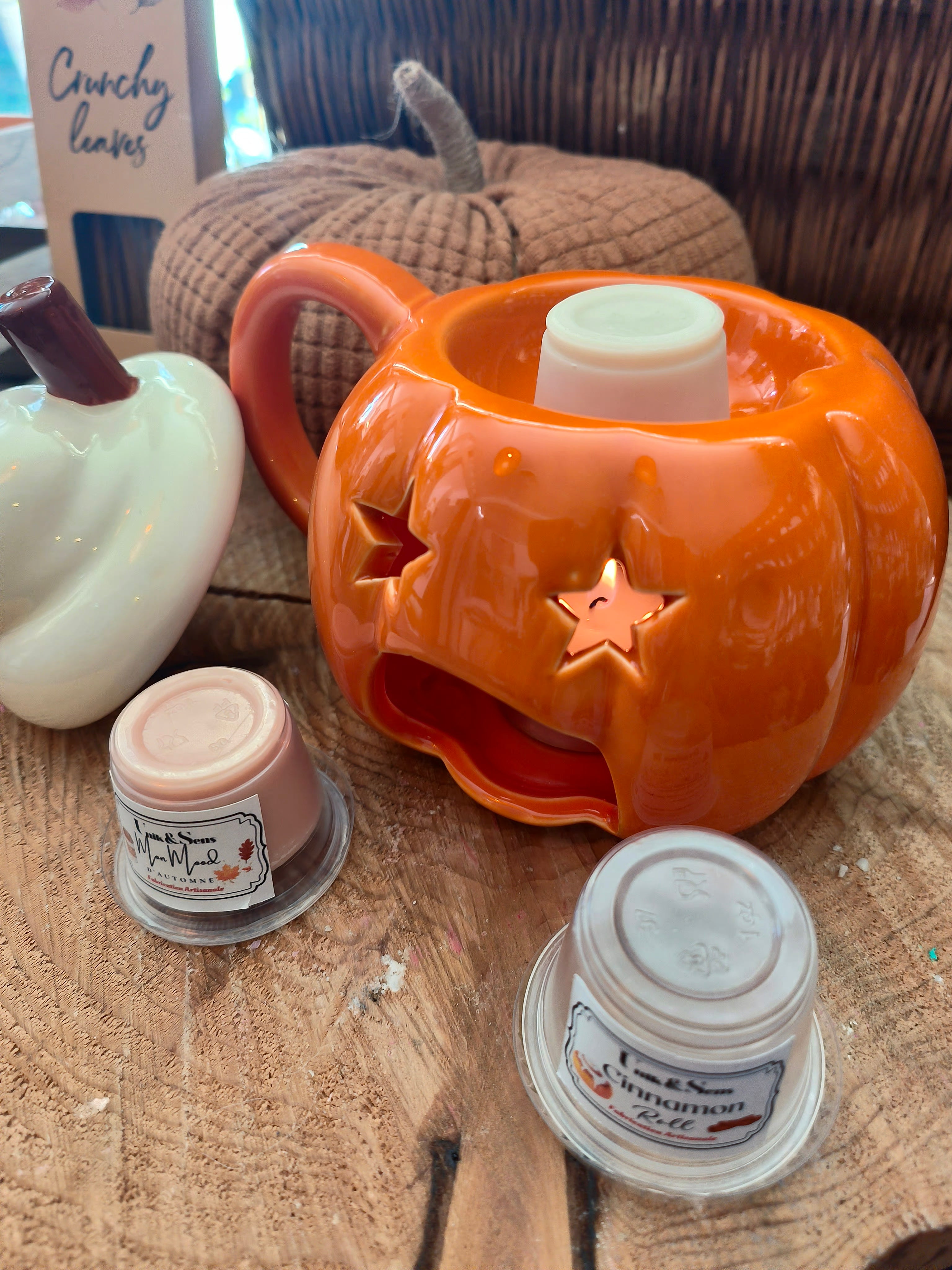 Brûleur cire parfumée automne cinnamon roll parfum bougie décoration citrouille unik&sens 